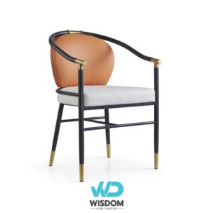 Wisdom Home เก้าอี้ทานอาหาร เก้าอี้นั่งทานข้าว Dining Chair เบาะหนังหนานุ่ม นั่งสบาย ขาไม้ดำคาดทอง มีท้าวแขน